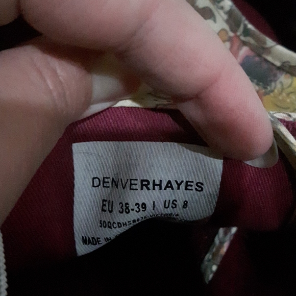 Denver Hayes Women Slip-On Canvas Shoes - Size 8 - Picture 5 of 6